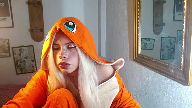 kittydemon_'s Live XXX Chat