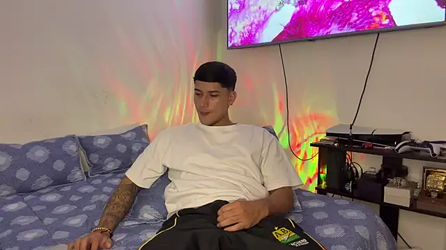 Show de SexxxySquirterStev777 na webcam