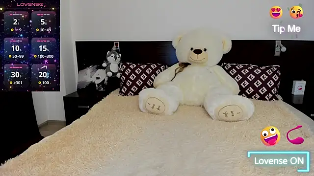 Hanna_Becrett17 Adlı Modelin Canlı XXX Sohbeti