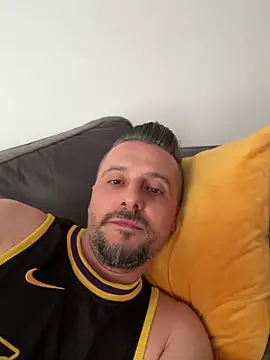 InsaneMattt – Naživo XXX chat