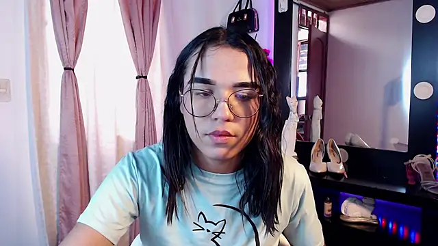 Онлайн чат XXX Candyy_doll__