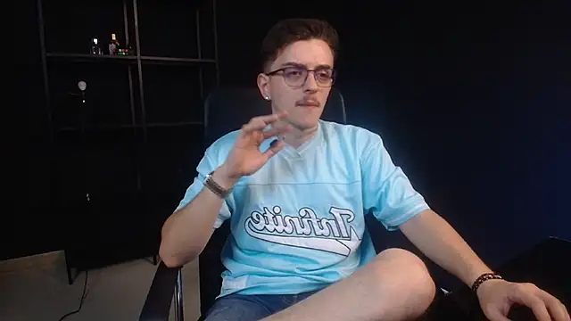 Chat XXX ao vivo de FelixStarkk