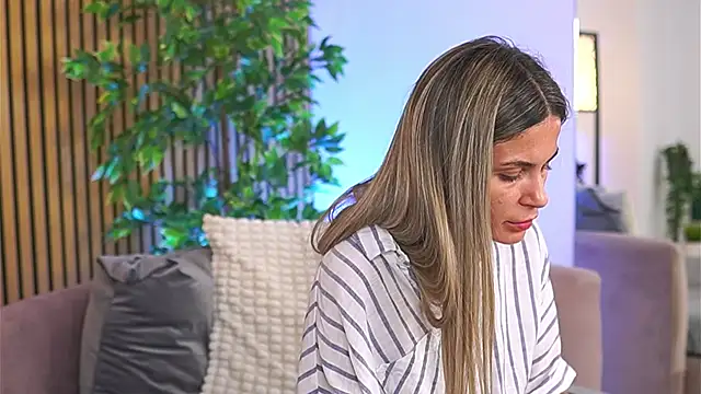 Živý XXX chat Avril_Cyrus