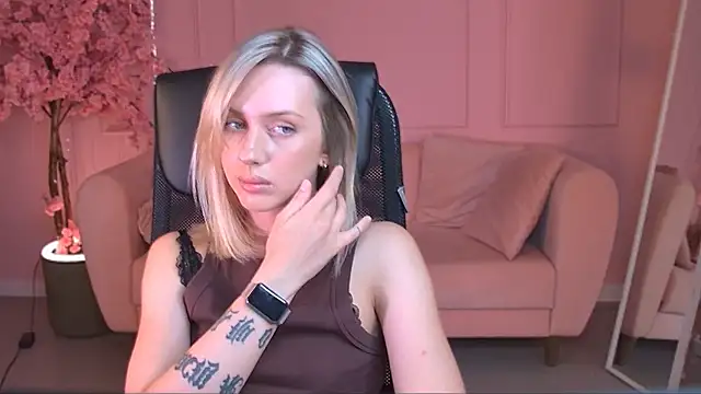 Czat XXX na żywo – MeganClapp