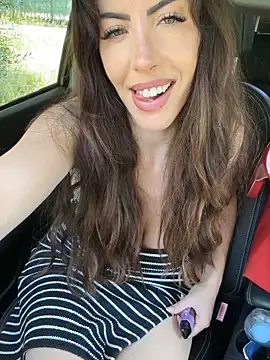 Eyline Chat XXX live