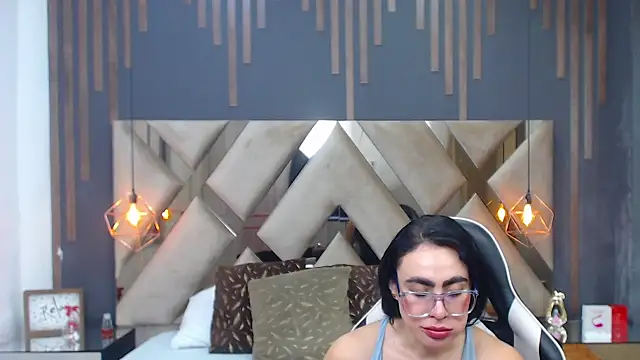 MartinaaFit's Live XXX Chat
