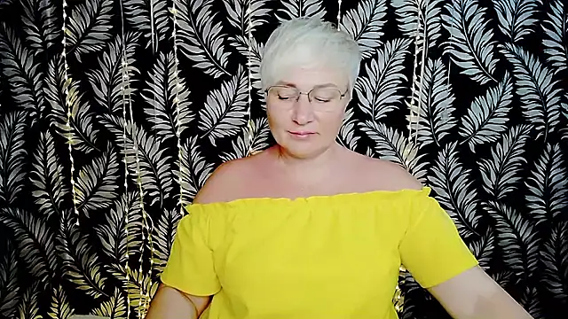 Olivia_playful's Live XXX Chat