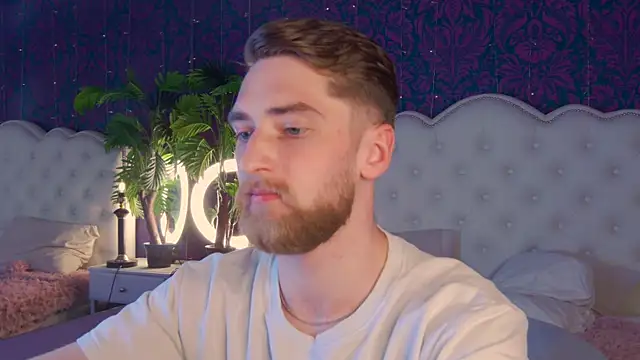 Dexter_Raze's Webcam Show