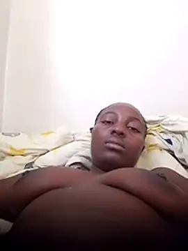 Chat +18 de Ebonysweetlyne ao vivo
