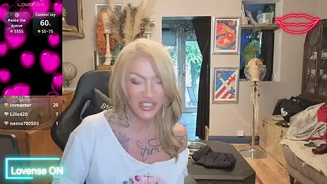 shytrans_uk Webcam show