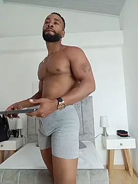 Dante_Knox Adlı Modelin Canlı XXX Sohbeti