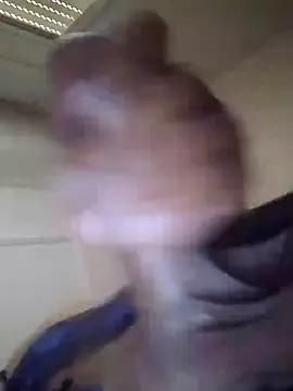 Demillvann Live XXX chat