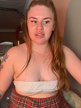 RedFoxQueen Live XXX-chat