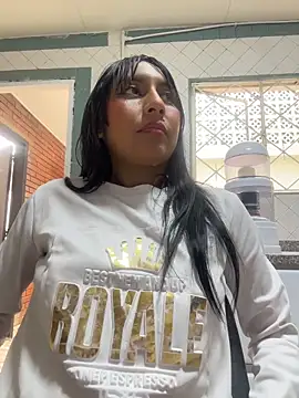 Chat +18 de MELIZ_QUEEN ao vivo