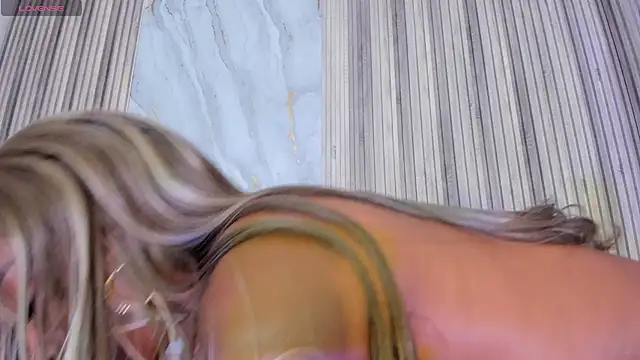 Chat +18 de BriannaChelsea ao vivo