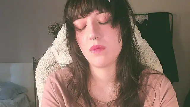 Czat XXX na żywo – sheeny_shy