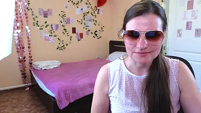 دردشة Mirabelle_Velvet الجنسية المباشرة