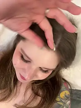 XXX chat uživo modela PumaShyXD