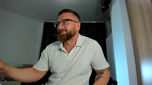 دردشة Findom_guy الجنسية المباشرة