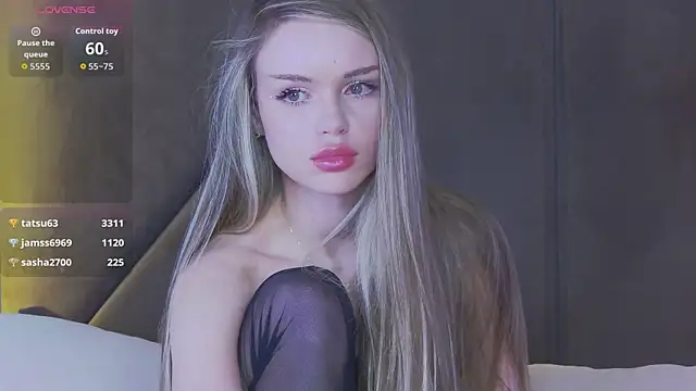 MarilynNova's Live XXX Chat