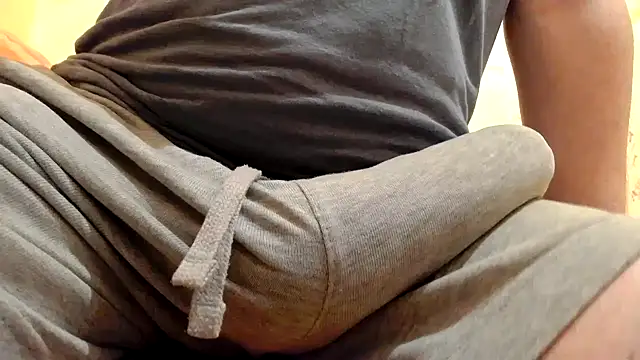 gae89tano Show in webcam