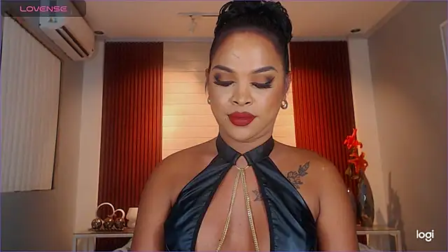 Chat +18 de MarryQueen22 ao vivo