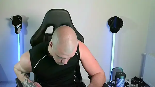 Онлайн чат XXX Bigbaald
