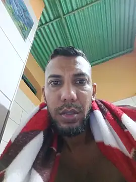 UnreadyChutzpa's Live XXX Chat