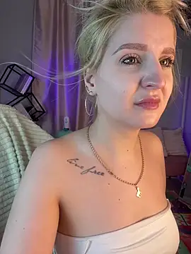 Hot_blondie's Live XXX Chat
