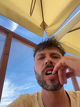 Chat XXX ao vivo de SexyMarck
