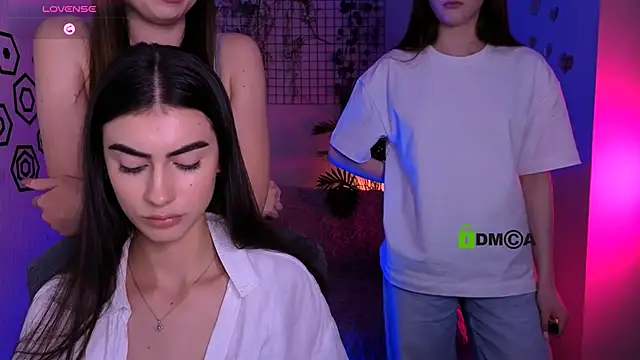 Czat XXX na żywo – nekky_mouse