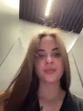 KristiRich Live XXX Chat