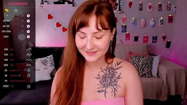 Živý XXX chat velvet_cherry_