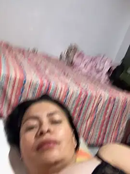 Janna099 Adlı Modelin Canlı XXX Sohbeti