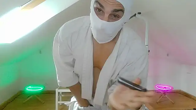 NinjaLaser 现场XXX聊天