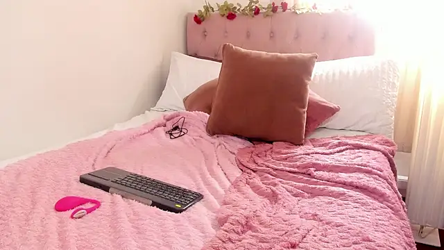 Charlotte_pleasure's Live XXX Chat