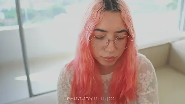 XXX chat uživo modela dearnina_