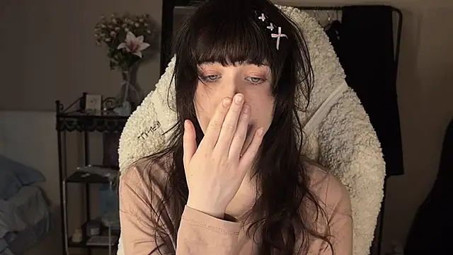 sheeny_shy Adlı Modelin Canlı XXX Sohbeti