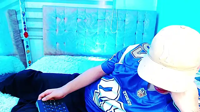 _justinmoon2's Live XXX Chat
