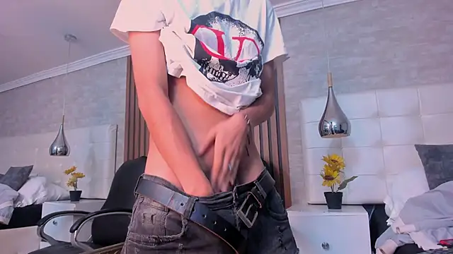 Chat XXX en directo de DannTaylor