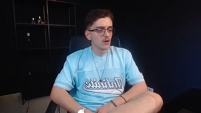 FelixStarkk live XXX chat