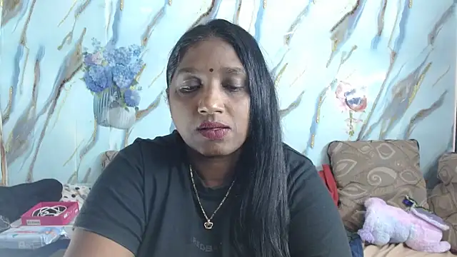 Chat XXX ao vivo de Indian_tracy