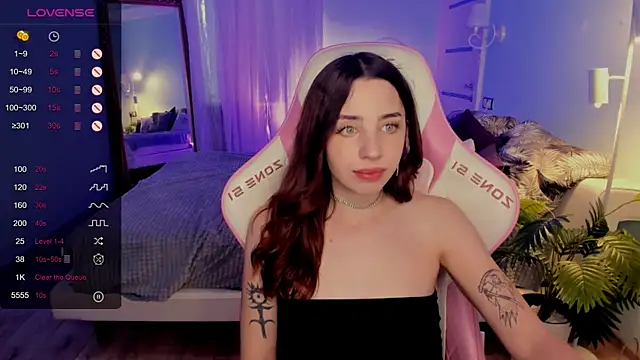 Chat XXX ao vivo de CharliGrace_