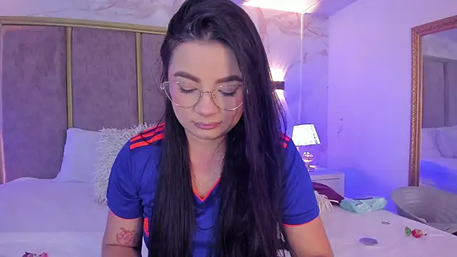 ValeriaOrtega's Live XXX Chat