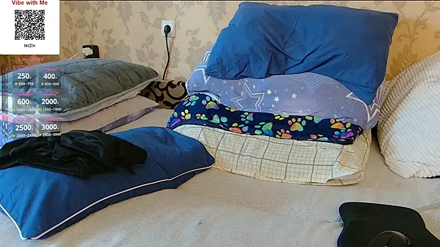 XXX chat uživo modela MartinBrandon