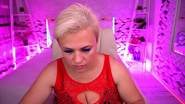 CrystalVibe's Live XXX Chat