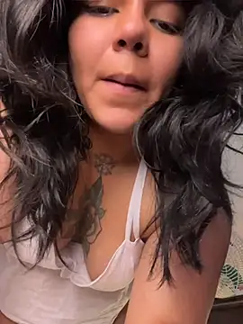 JulianaCastillo's Live XXX Chat