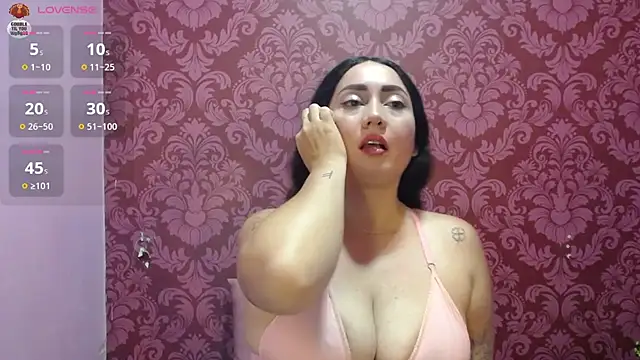juliana_diaz Adlı Modelin Canlı XXX Sohbeti
