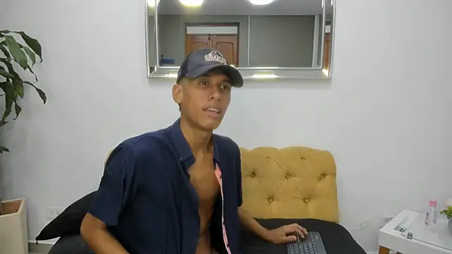 Zane_Belville Chat XXX live