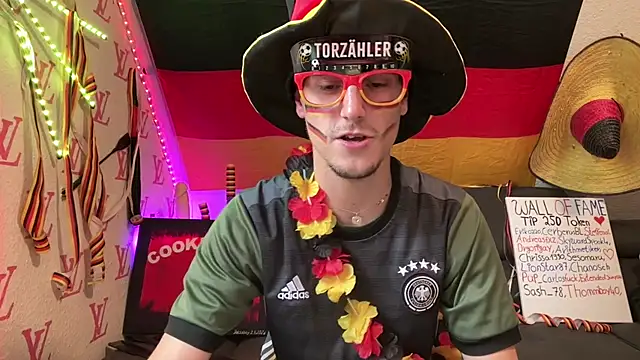 Cookieboy88 Live XXX-Chat